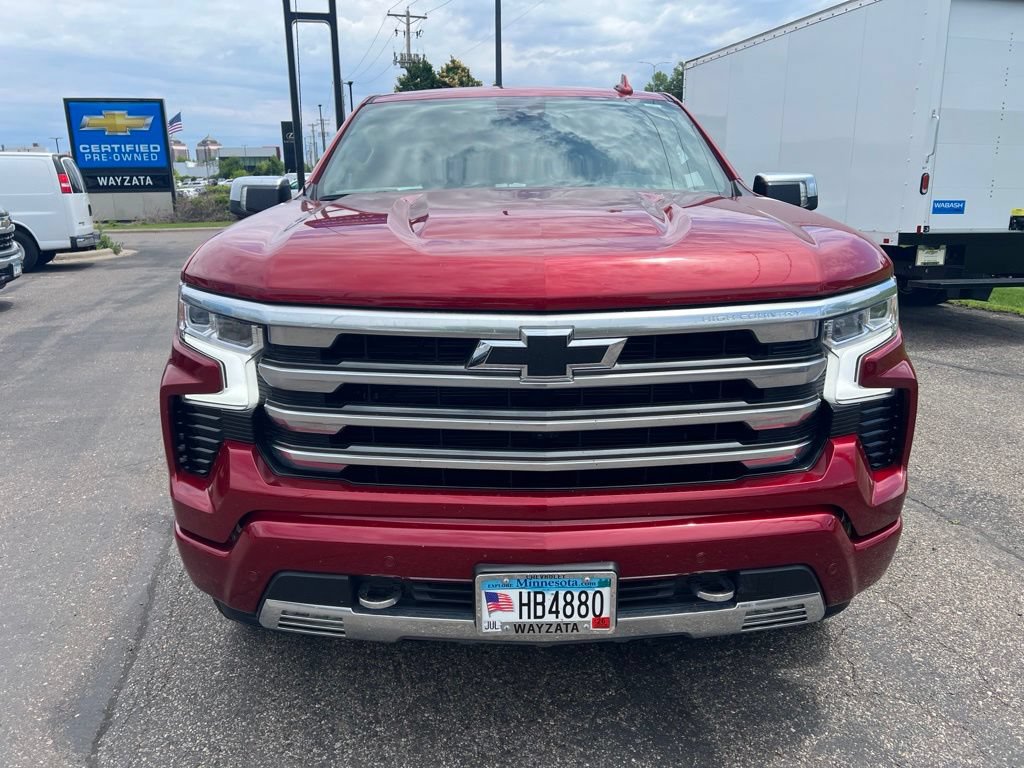 Used 2025 Chevrolet Silverado 1500 High Country w/ Z71 Off-Road Package AWD/4WD image 10