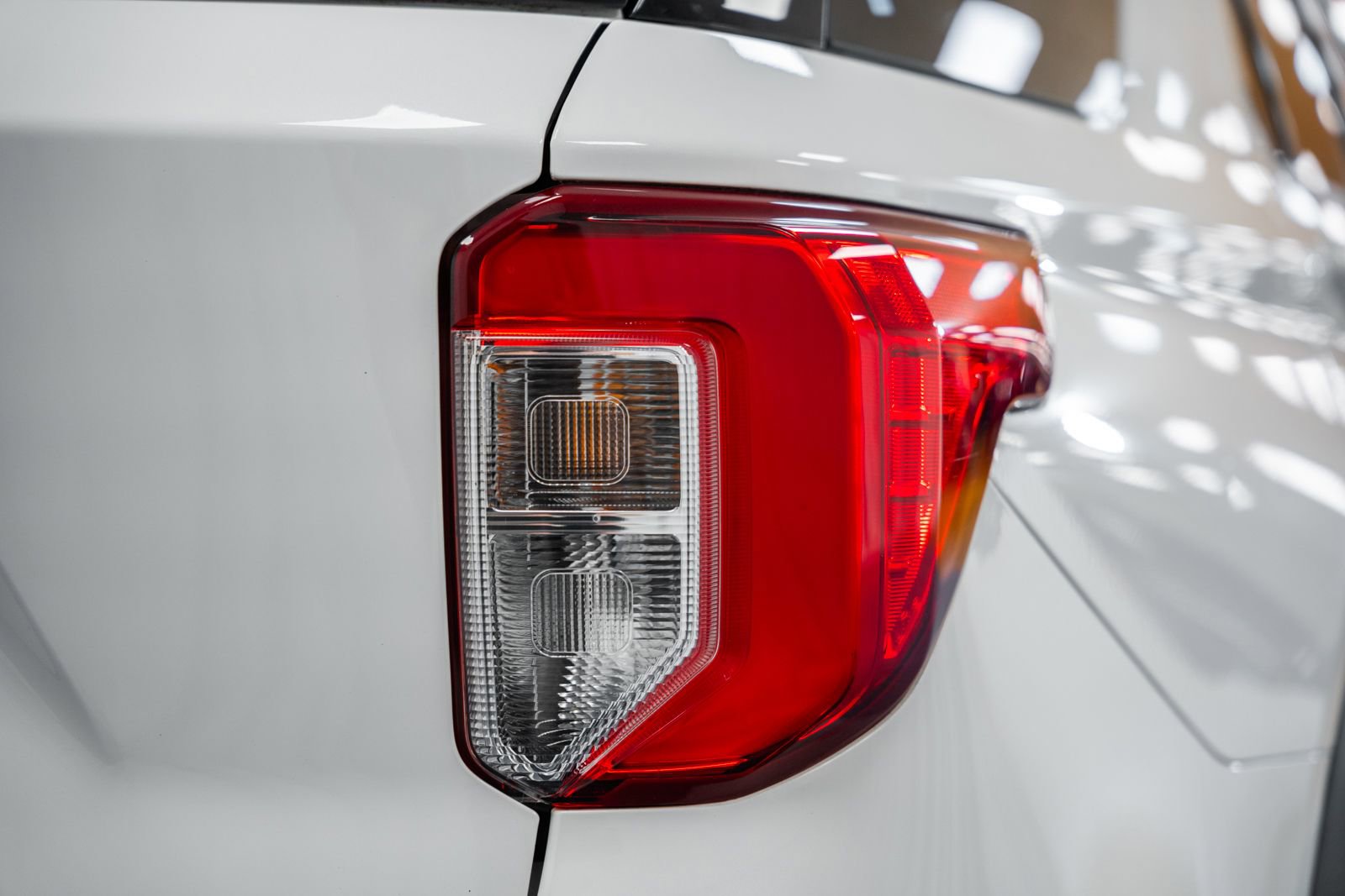 Certified 2020 Ford Explorer Limited image 18