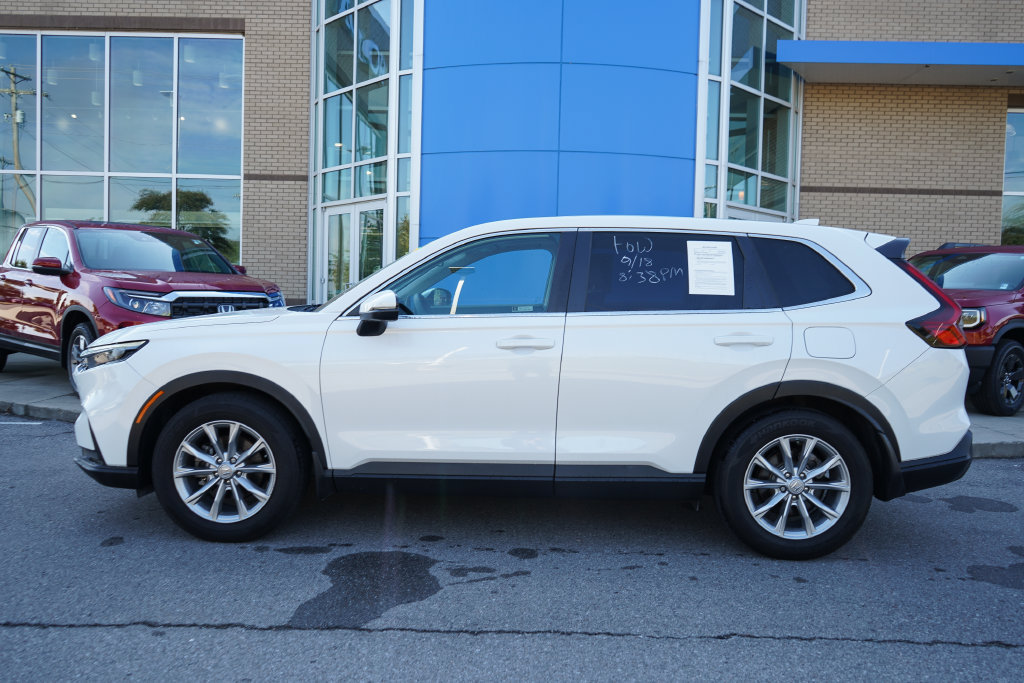 Used 2024 Honda CR-V EX image 3