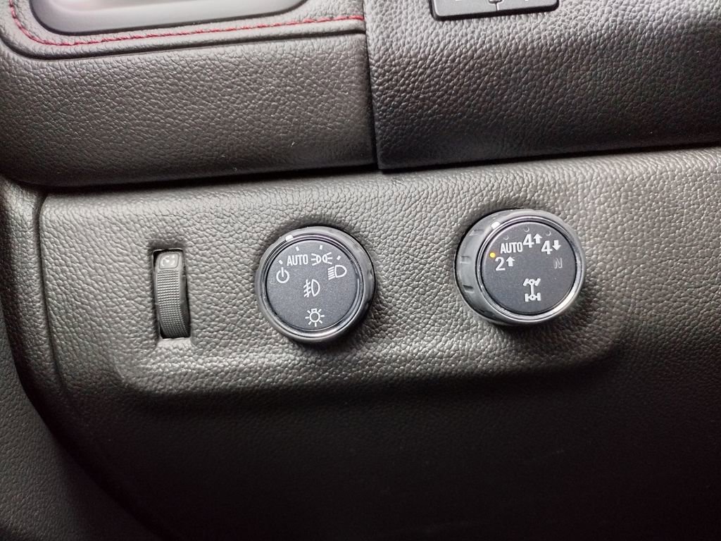 Used 2020 GMC Canyon All Terrain w/ All Terrain X Package image 25