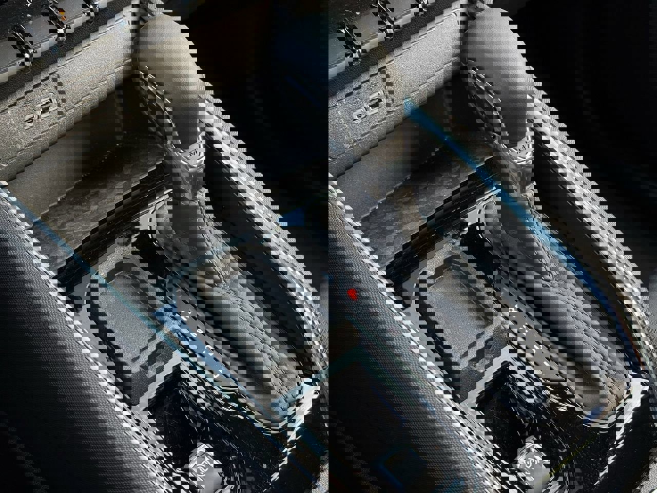 Certified 2024 GMC Canyon Elevation w/ Elevation Premium Package image 17