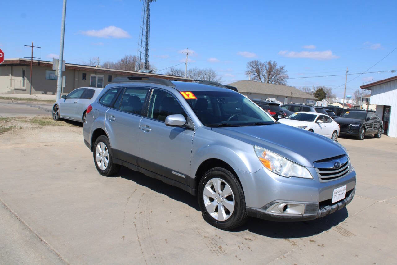 Used 2012 Subaru Outback 2.5i w/ Alloy Wheel Pkg image 2