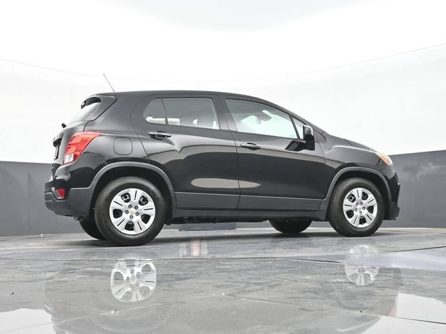 Used 2017 Chevrolet Trax LS FWD image 48