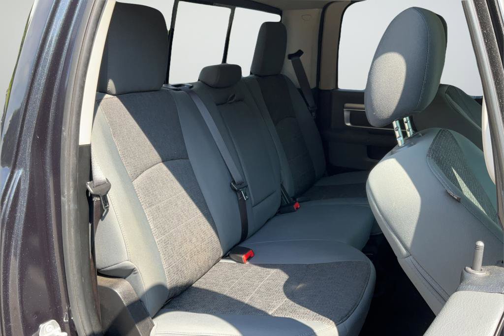 Used 2015 RAM 1500 Big Horn RWD image 21
