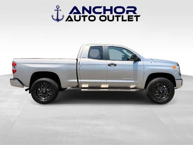 Used 2016 Toyota Tundra SR5 w/ SR5 Upgrade Package RWD image 9