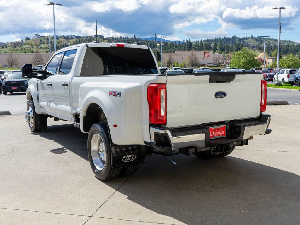 Used 2023 Ford F450 XLT w/ FX4 Off-Road Package AWD/4WD image 5