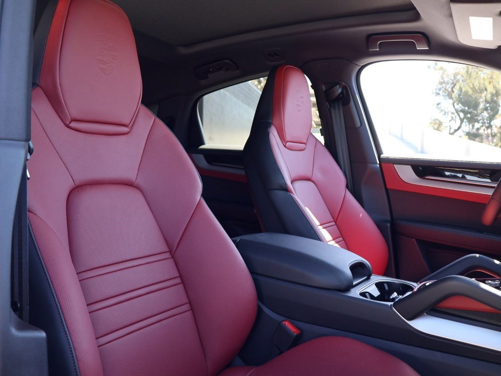 New 2026 Porsche Cayenne Coupe image 24