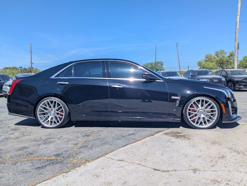 Used 2016 Cadillac CTS V w/ Carbon Fiber Package image 4
