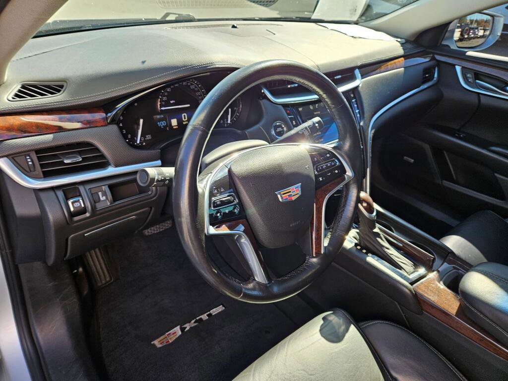 Used 2017 Cadillac XTS Luxury image 23