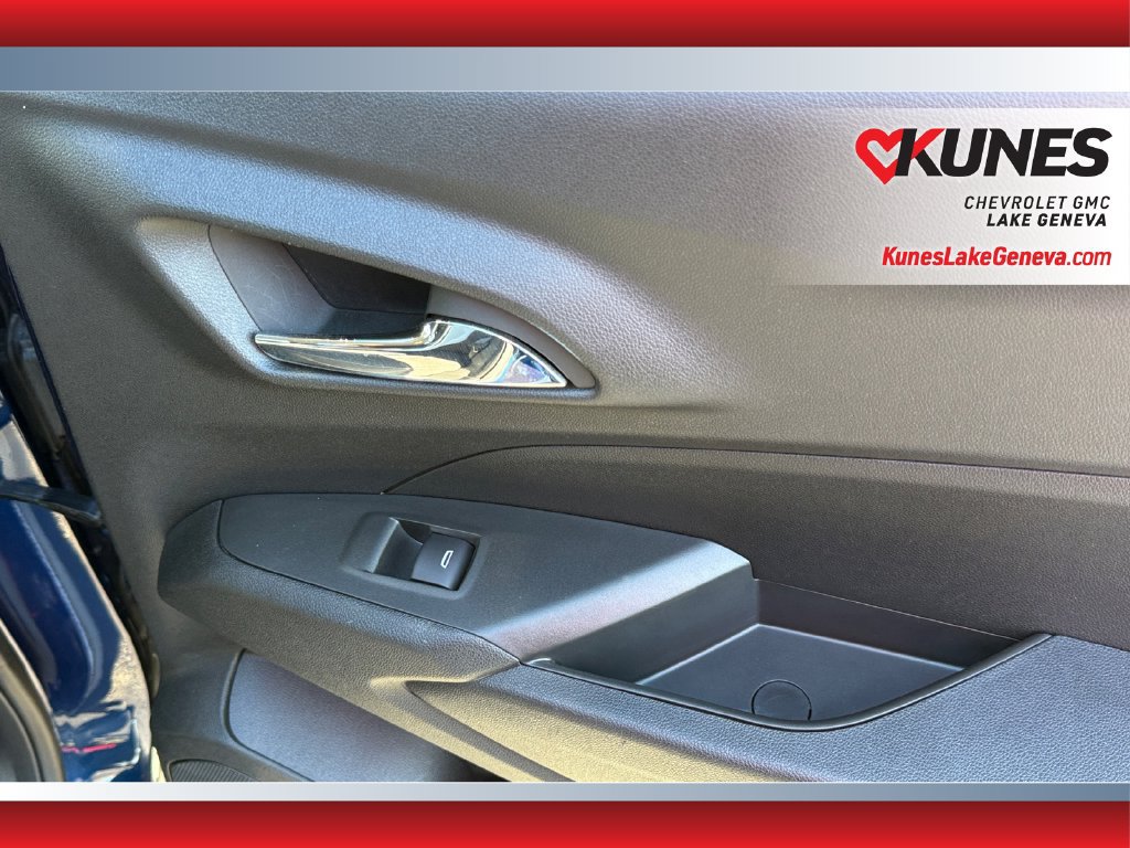 Used 2024 Chevrolet Trax LS w/ LS Convenience Package FWD image 33