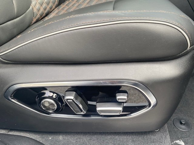 New 2025 Jeep Grand Cherokee L Summit image 31