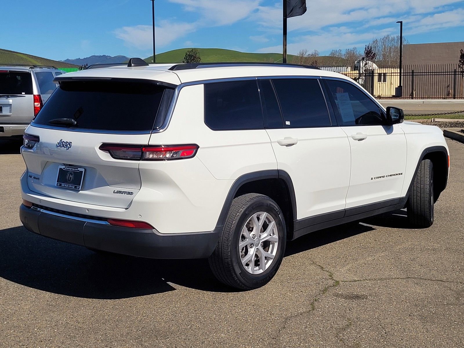 Used 2021 Jeep Grand Cherokee L Limited image 4