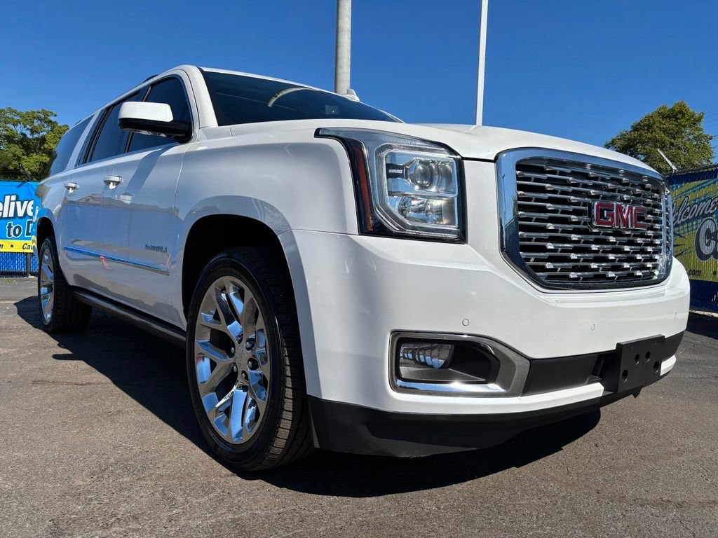 Used 2020 GMC Yukon XL Denali w/ Denali Ultimate Package AWD/4WD image 40