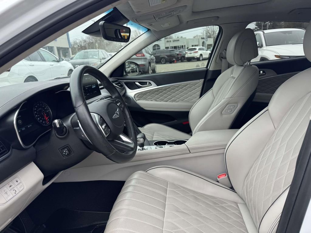 Used 2021 Genesis G70 2.0T w/ Prestige Package AWD/4WD image 13