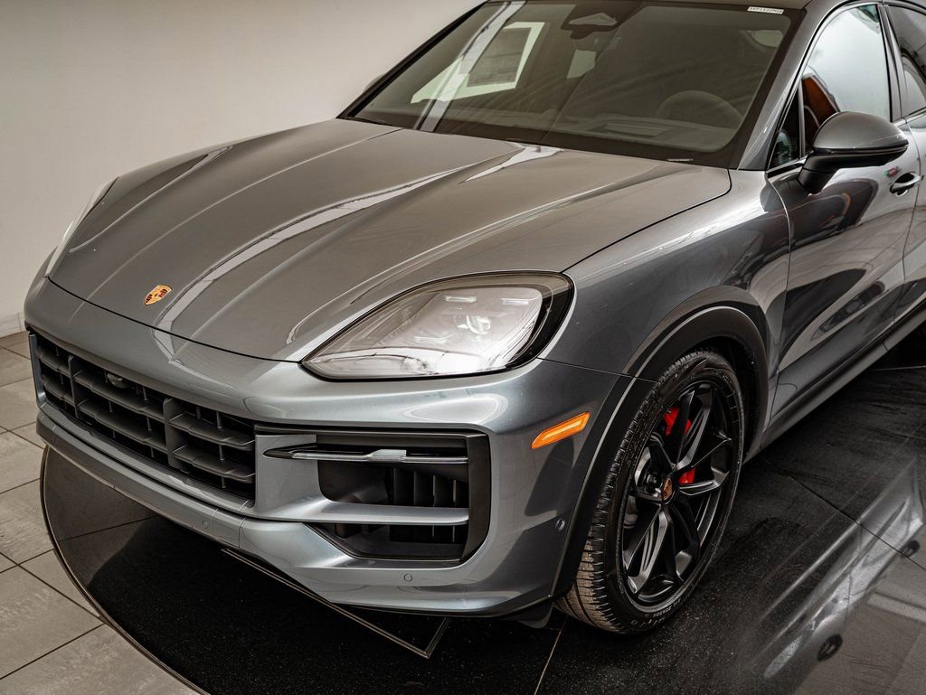 New 2026 Porsche Cayenne S AWD/4WD image 16