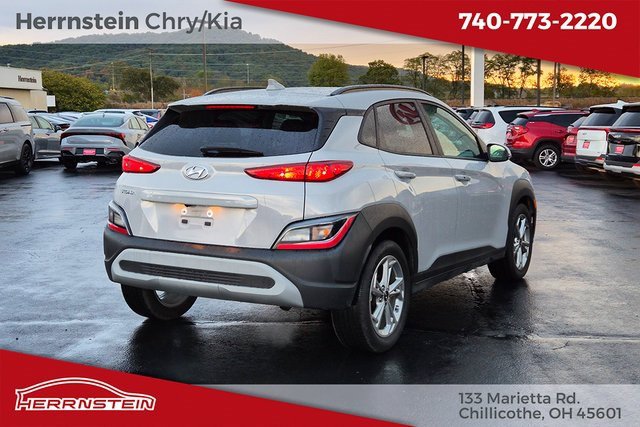 Used 2023 Hyundai Kona SEL image 31