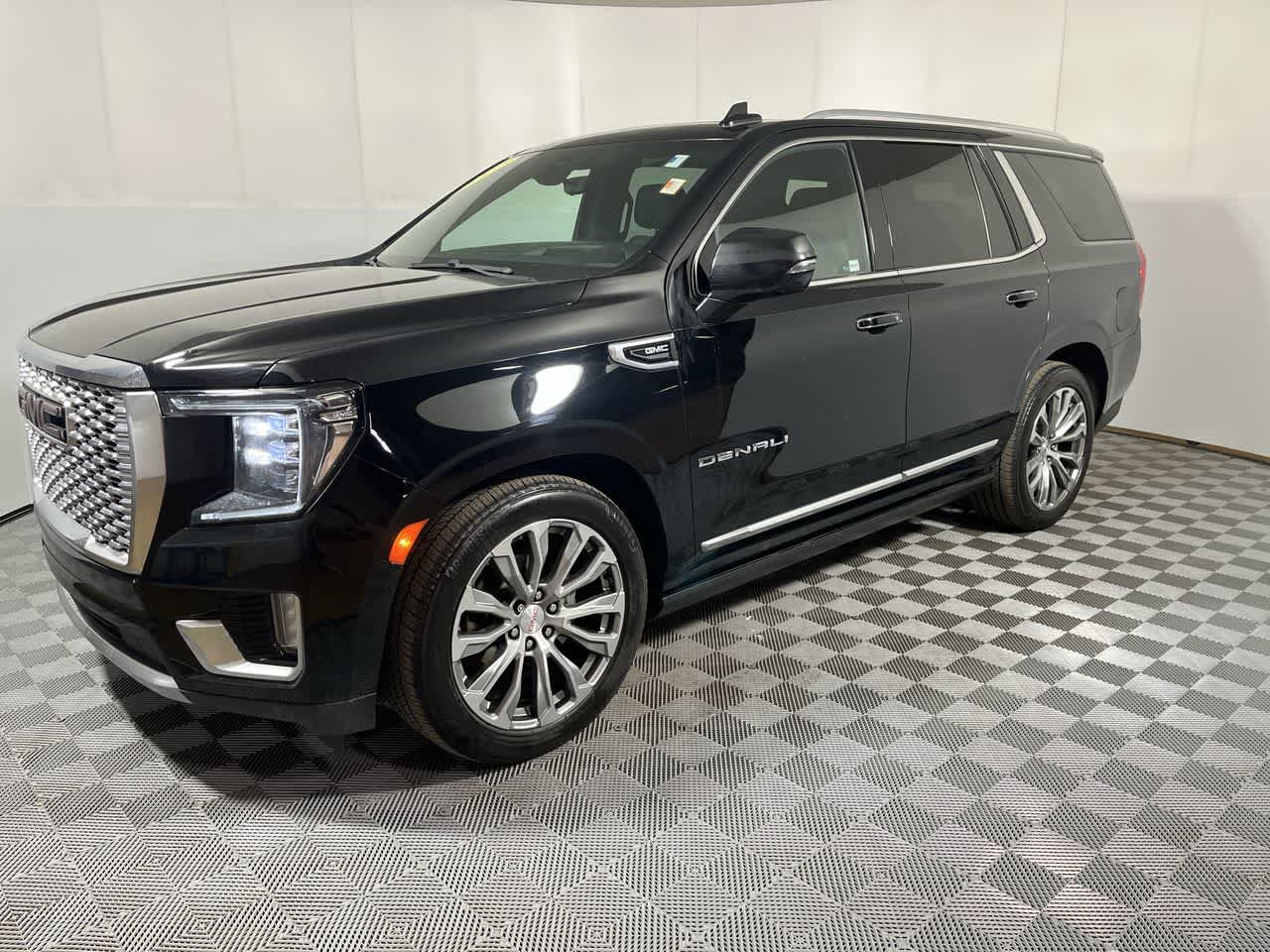 Used 2022 GMC Yukon Denali w/ Denali Ultimate Package image 4