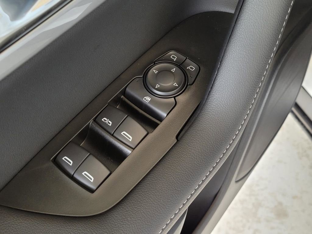 New 2025 Chevrolet Blazer LT image 14