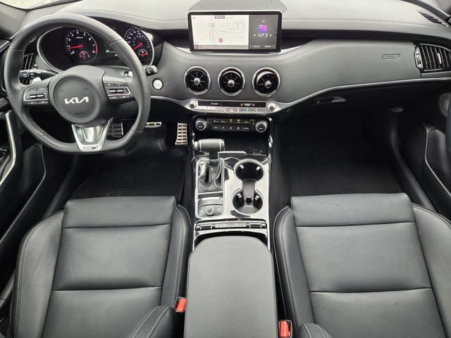 Used 2022 Kia Stinger GT-Line w/ Sun & Sound Package RWD image 25
