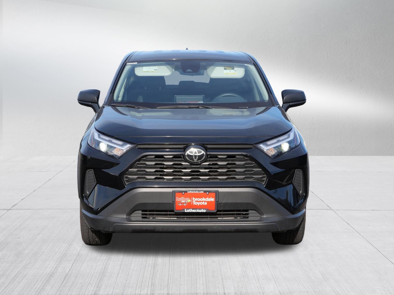 Certified 2025 Toyota RAV4 LE AWD/4WD image 2