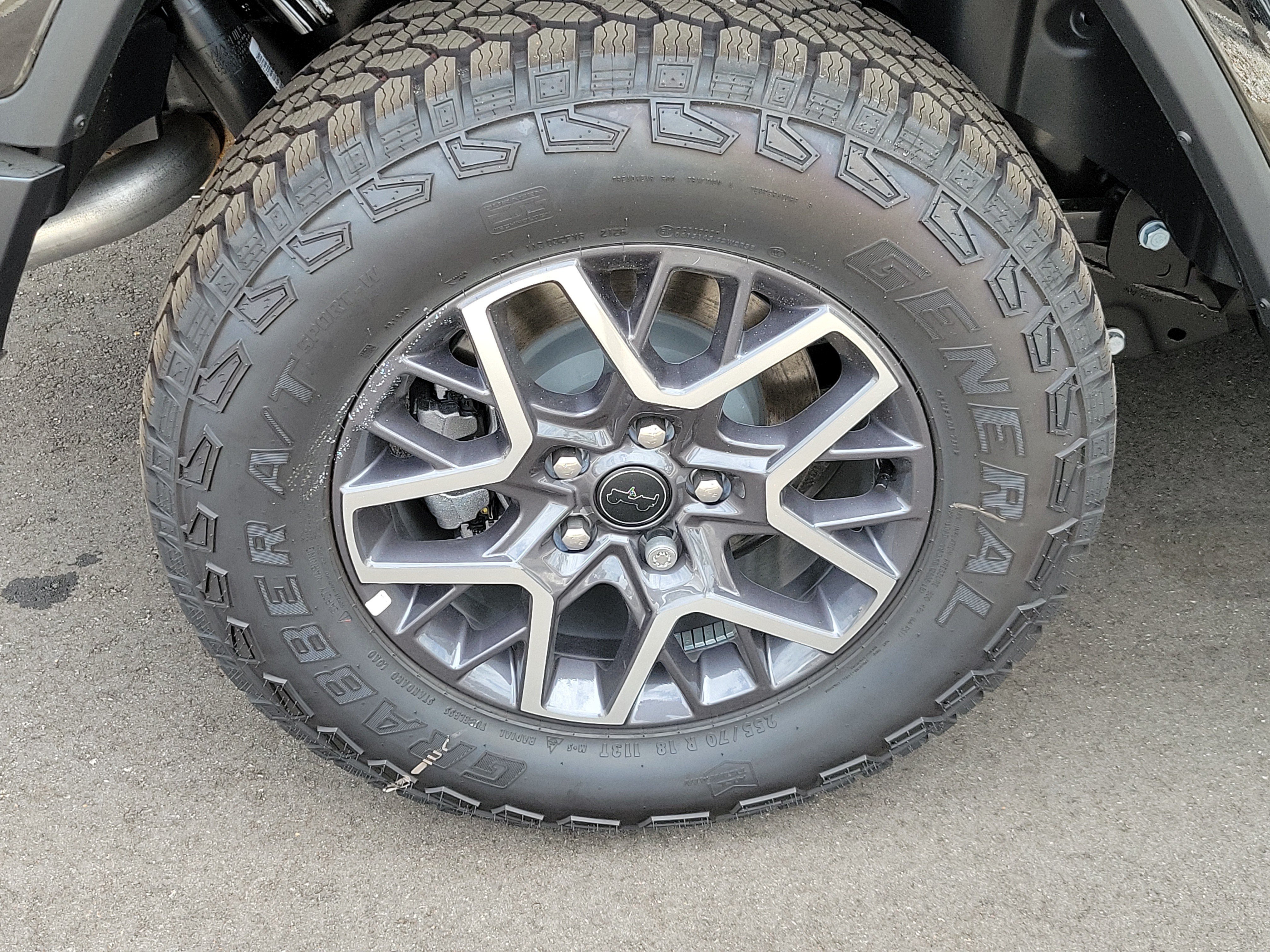 New 2026 Jeep Wrangler Unlimited Sahara AWD/4WD image 5