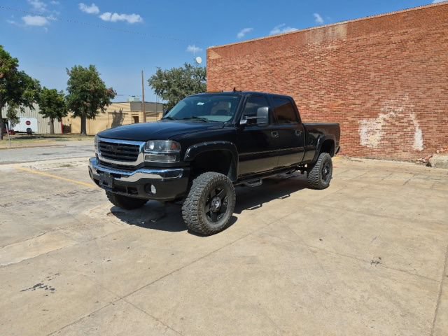 Used 2007 GMC Sierra 2500 SLT w/ Onstar Plus Package AWD/4WD image 3