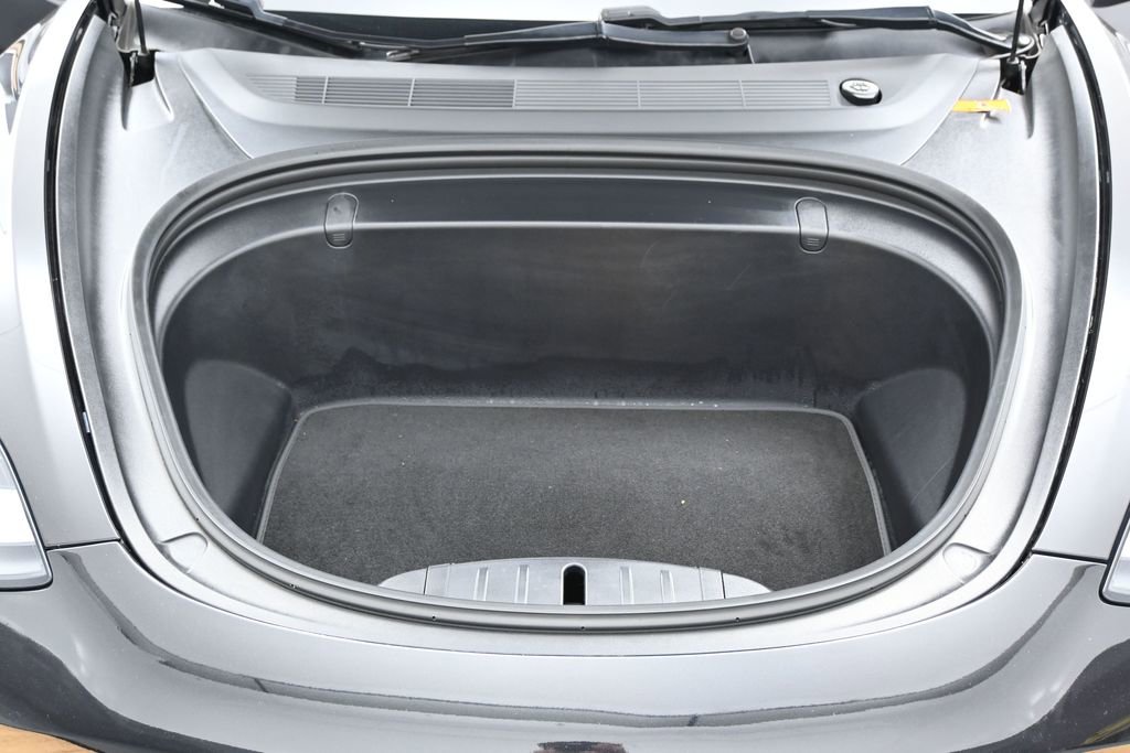 Used 2018 Tesla Model 3 Long Range RWD image 46