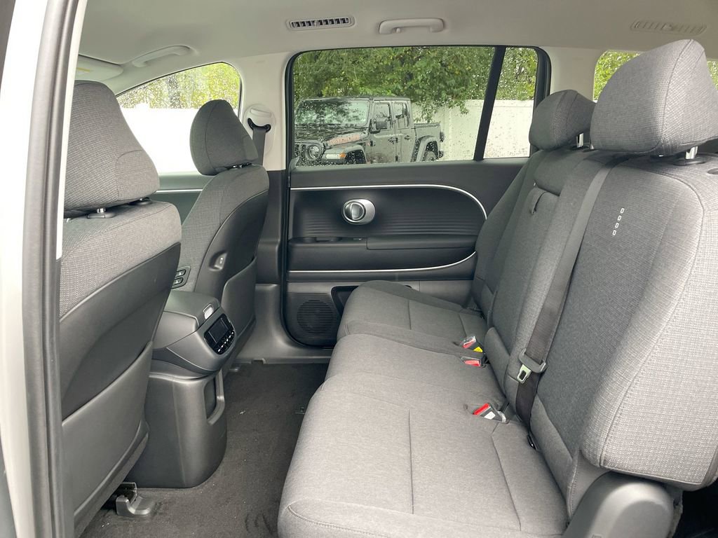 New 2026 Hyundai Ioniq 9 SE image 47