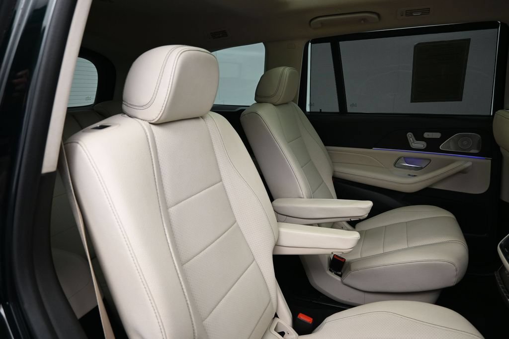 Used 2021 Mercedes-Benz GLS 450 4MATIC image 39