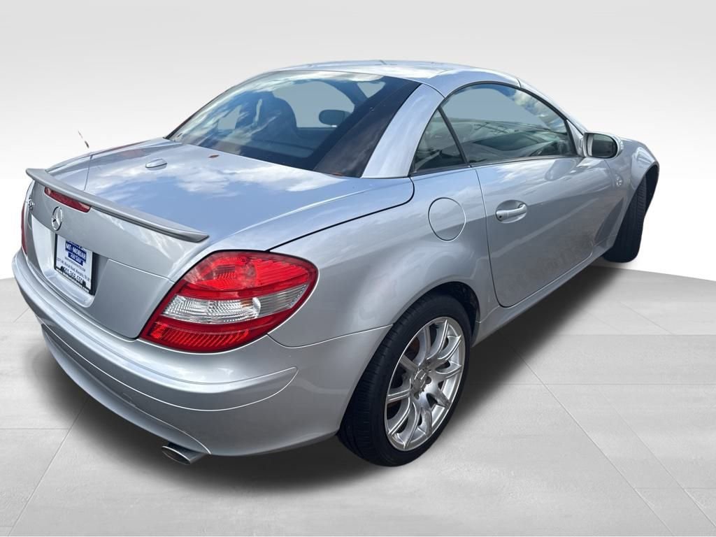 Used 2007 Mercedes-Benz SLK 350 image 3