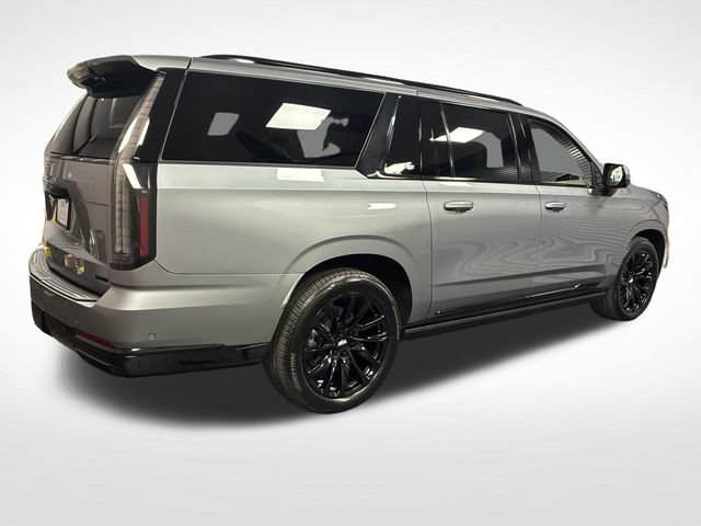 Certified 2025 Cadillac Escalade ESV Sport Platinum w/ LPO, Floor Liner Package AWD/4WD image 5