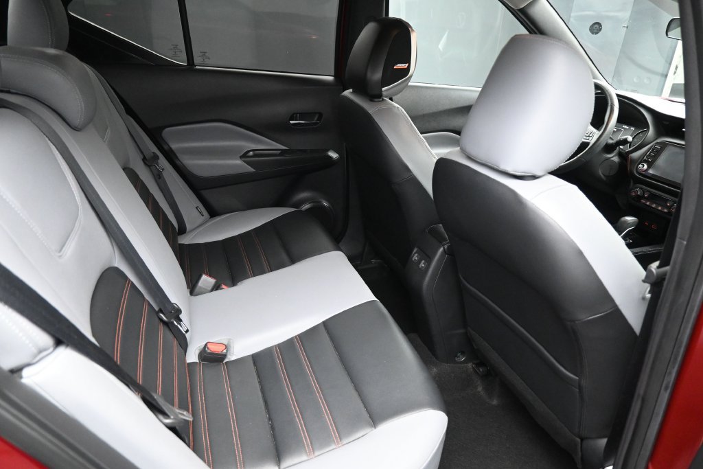 Used 2023 Nissan Kicks SR w/ SR Premium Package FWD image 26