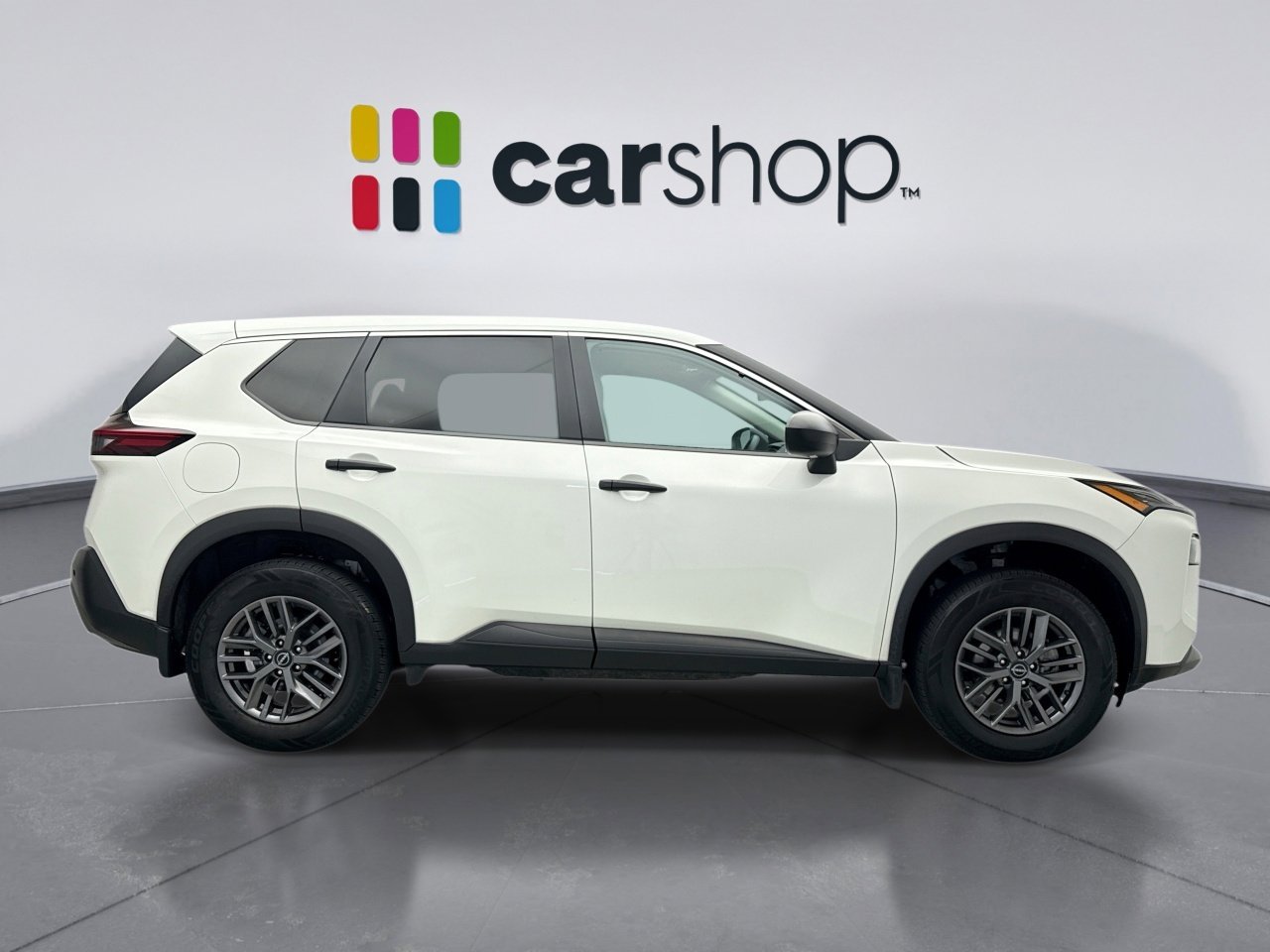 Used 2023 Nissan Rogue S AWD/4WD image 6