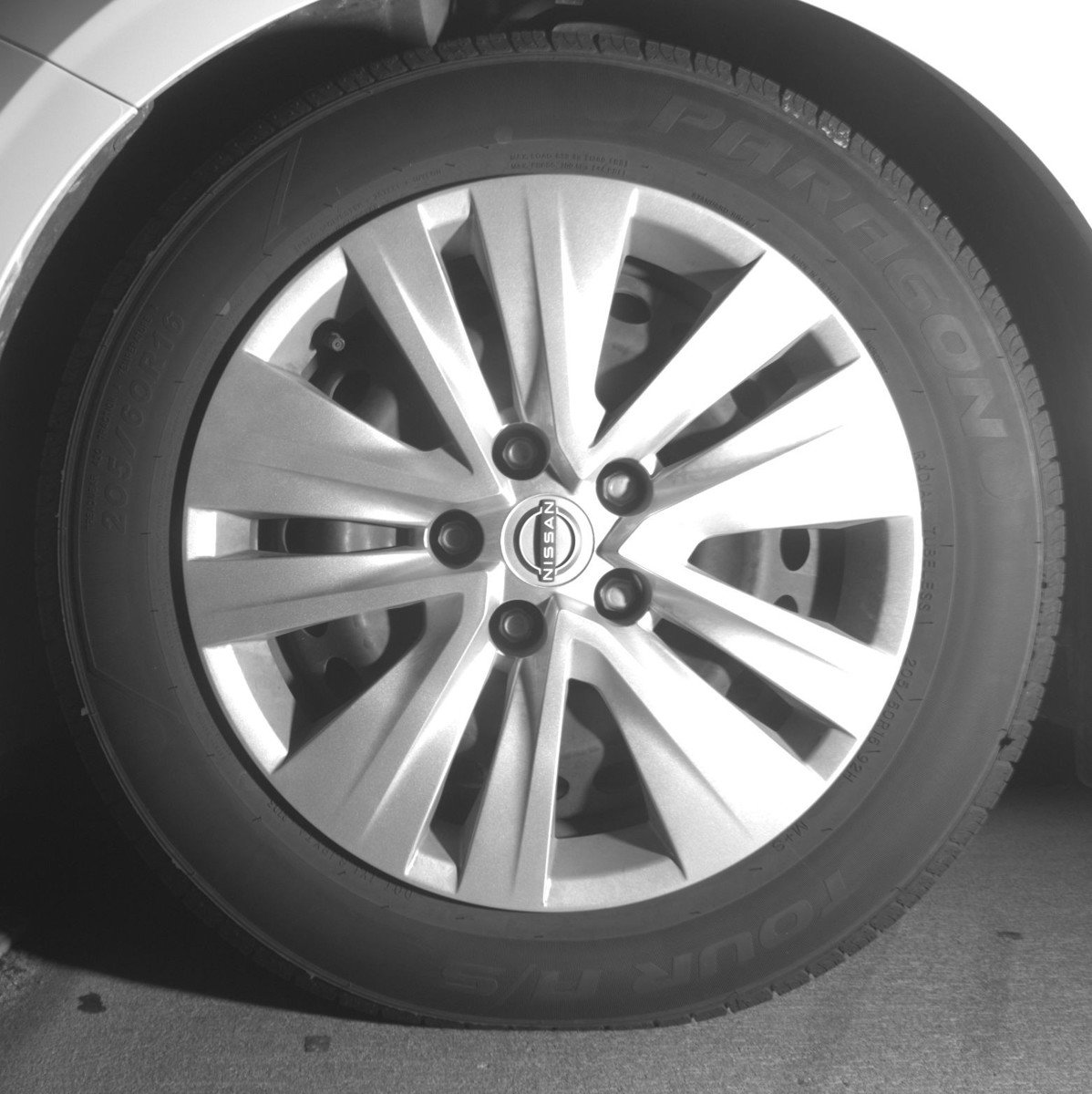 Used 2025 Nissan Sentra S image 12