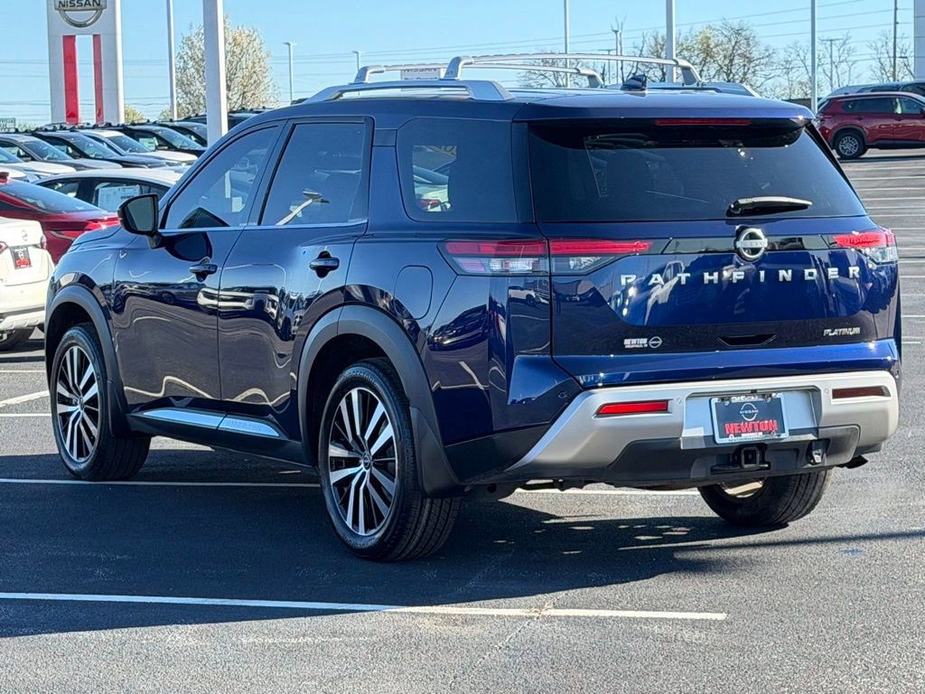 Used 2025 Nissan Pathfinder Platinum image 7