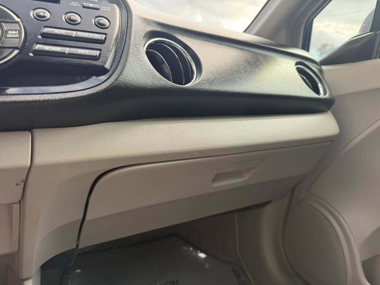 Used 2011 Honda Insight LX image 37