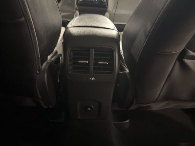 Used 2024 Ford Escape SE w/ PHEV Premium Package image 24