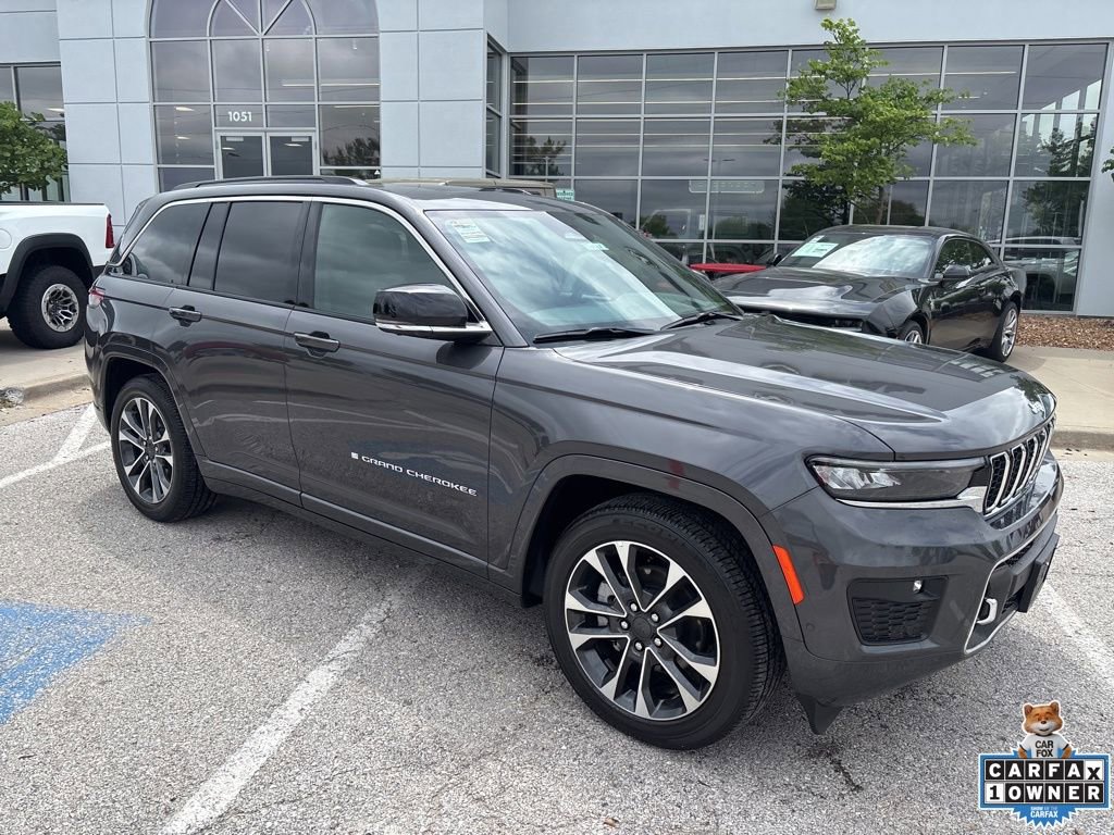 Used 2025 Jeep Grand Cherokee Overland w/ Adv Protech Group III AWD/4WD image 36