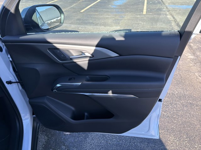 New 2026 Chevrolet Traverse LT w/ Sun and Wheel Package image 32