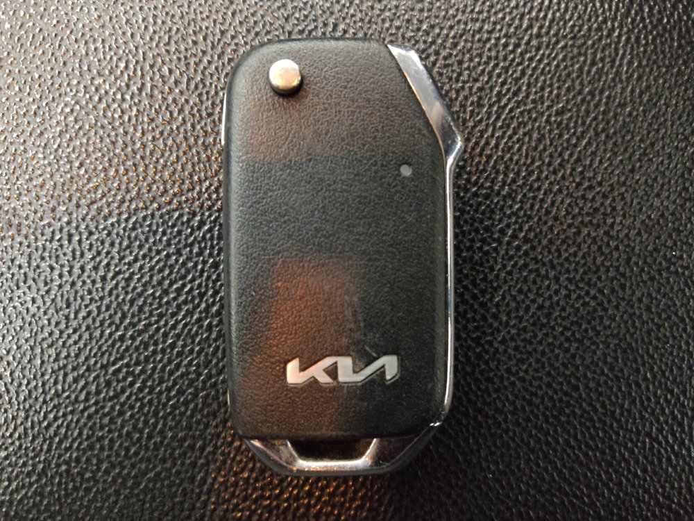 Used 2022 Kia Forte LXS FWD image 32