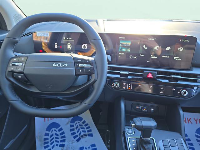 New 2026 Kia Sportage LX image 9