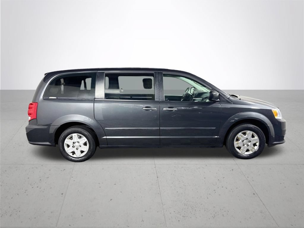 Used 2012 Dodge Grand Caravan American Value Package w/ UConnect Hands-Free Group FWD image 5