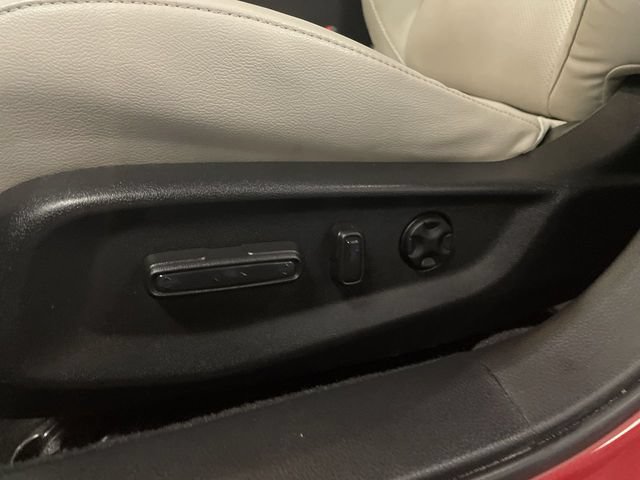 Certified 2018 Honda Accord Touring image 12