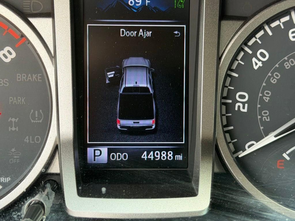 Used 2021 Toyota Tacoma SR5 image 16