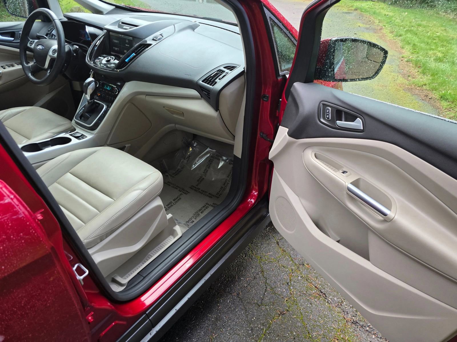 Used 2015 Ford C-MAX SEL w/ Equipment Group 303A image 13