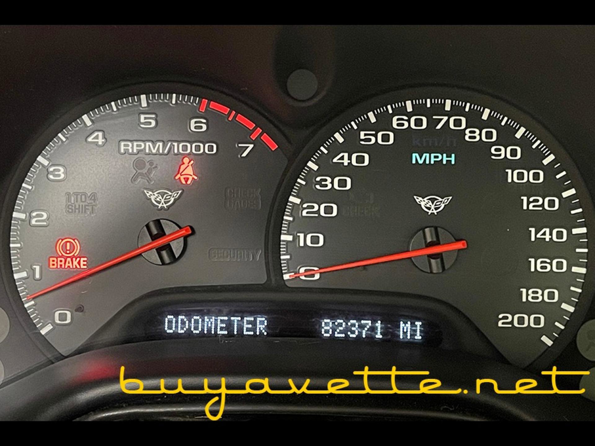 Used 2004 Chevrolet Corvette Coupe w/ Preferred Equipment Group image 14