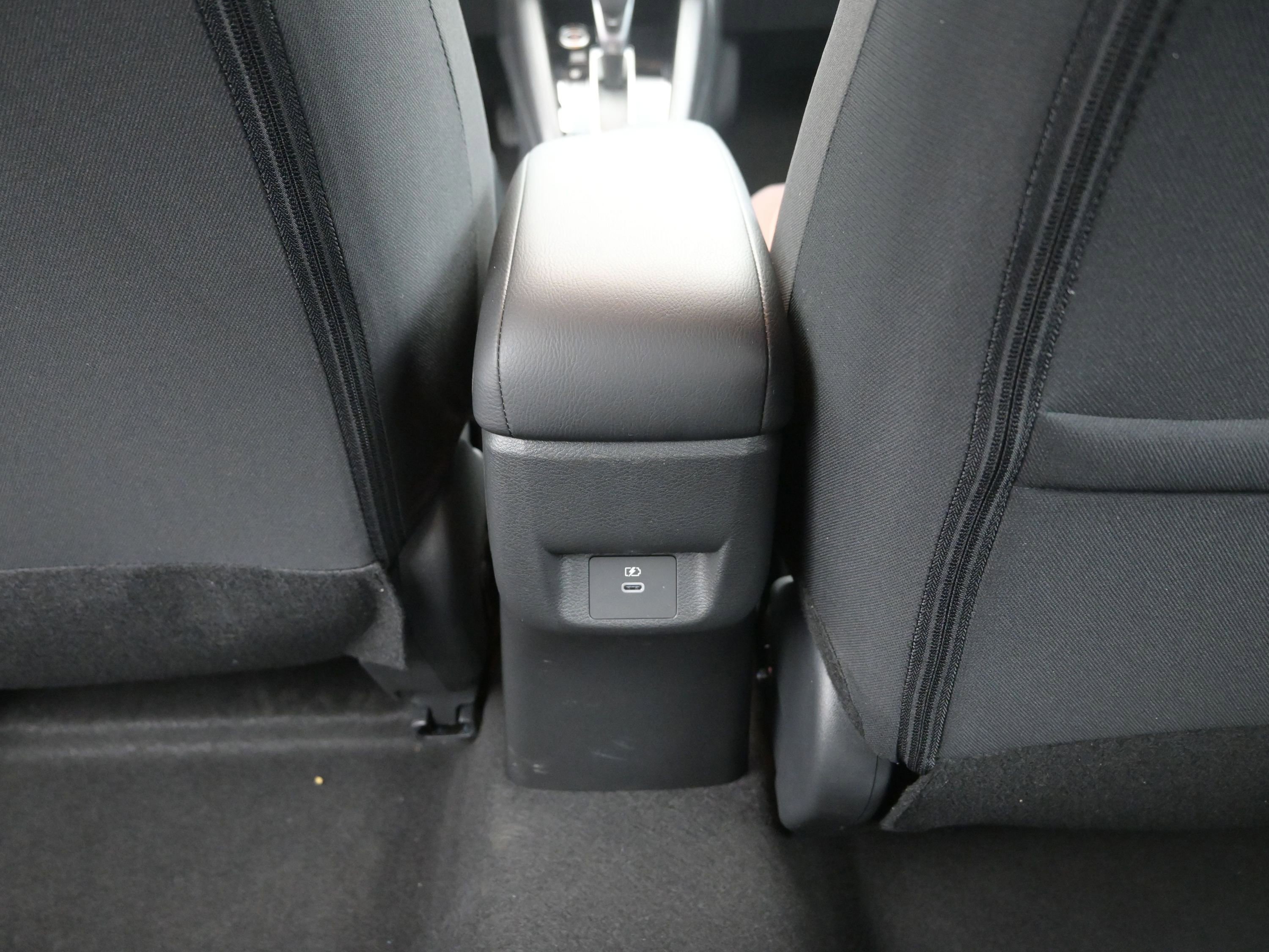 New 2025 Nissan Versa SR image 18