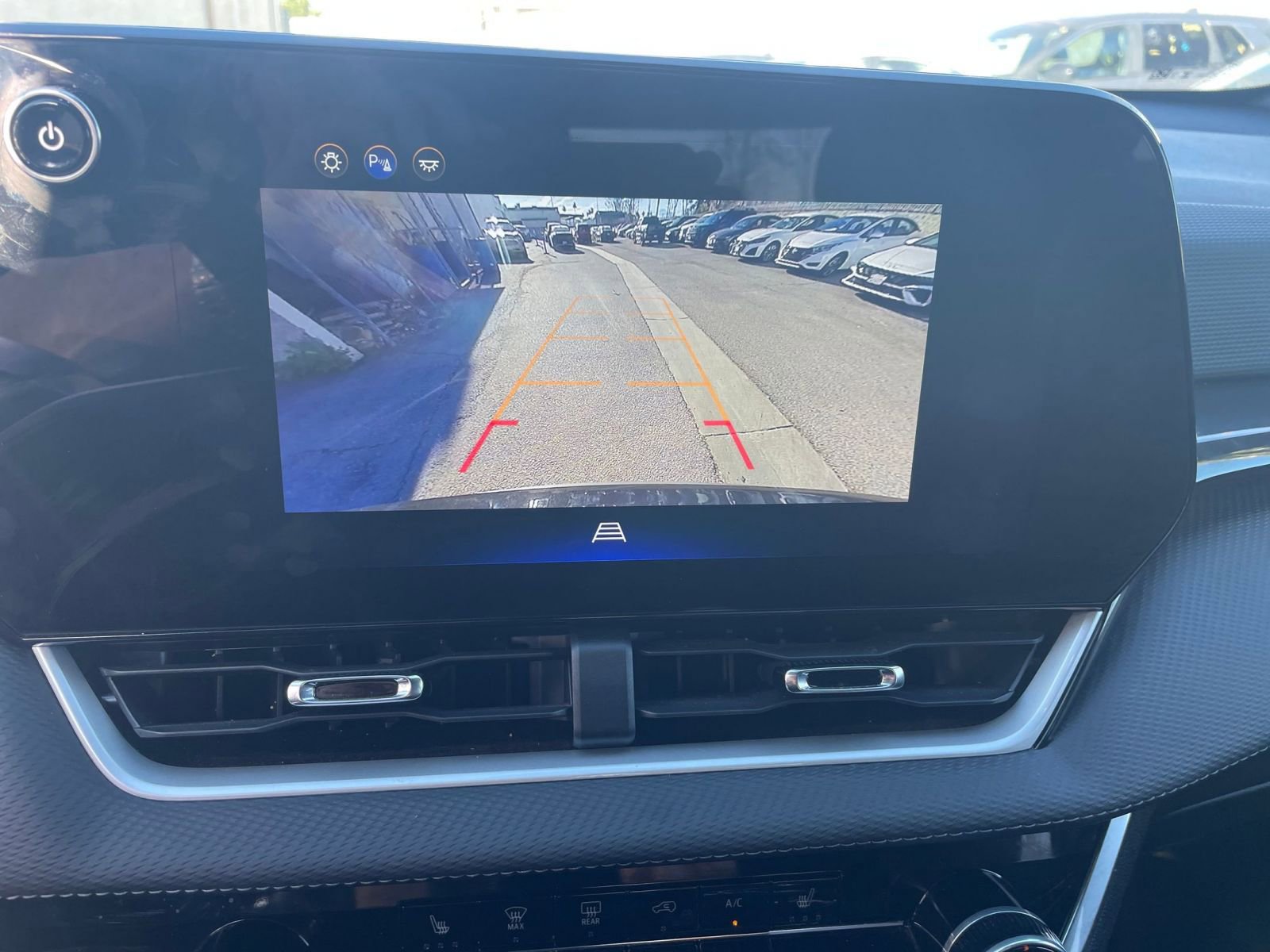 Used 2025 Chevrolet Equinox LT AWD/4WD image 17
