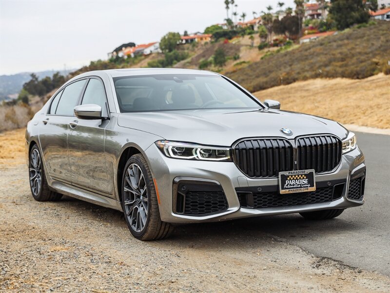 Used 2021 BMW 740i w/ M Sport Package RWD image 3