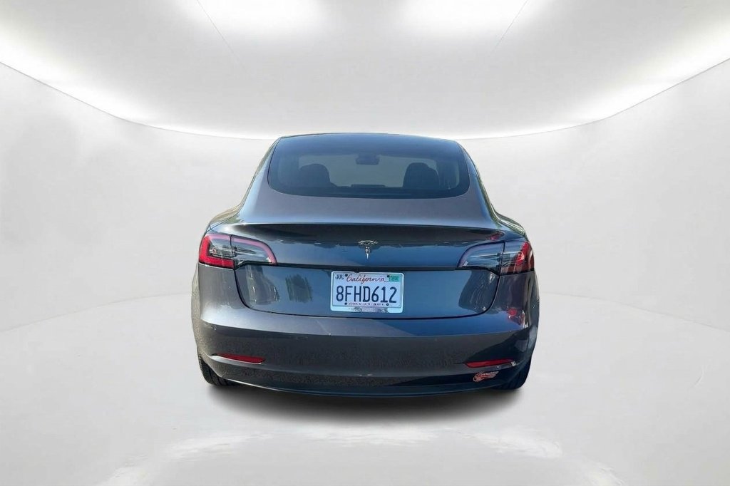 Used 2018 Tesla Model 3 Long Range RWD image 7